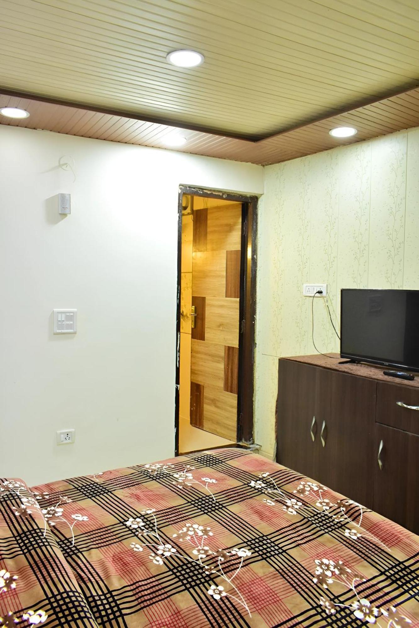 Rudhraksh Villa 4Br- Perfect Vacay Villa 穆索里 外观 照片